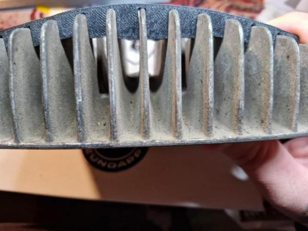 Zündapp Kühlrippen Dämpfungsgummi für den Minitherm Zylinderkopf passend 278-02.129 TPU - VORNE